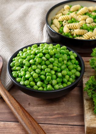 Peas 1 2000x2000 c2d31d32 3bea 4170 aca7 4028c0944257