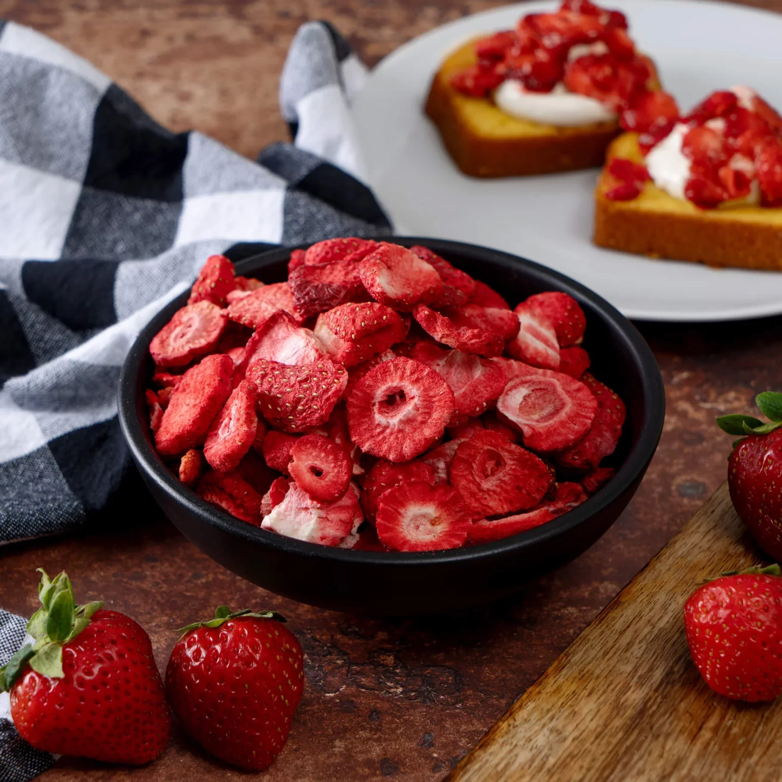 Strawberries 1 2000x2000 0b64d84b 02a7 4931 9aa2 639965c165cc